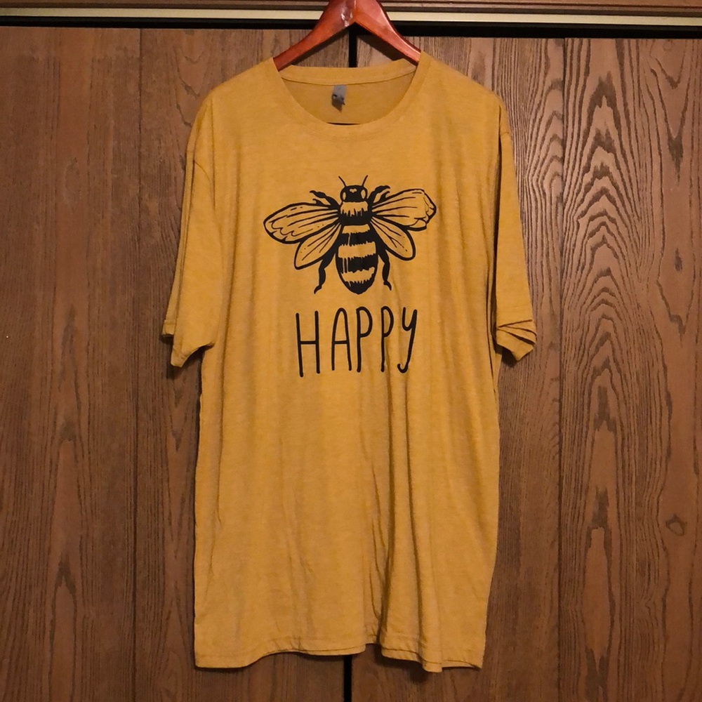 Next Level Mustard ”Bee Happy” t-shirt